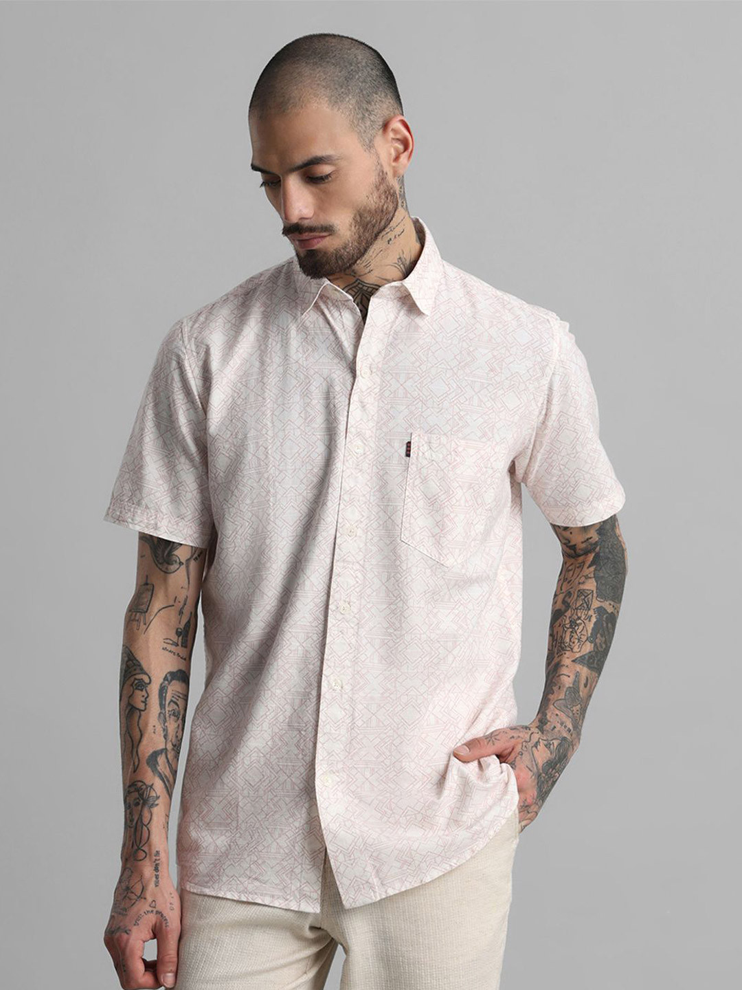 Klub Fox Men Slim Fit Spread Collar Geometric Printed Cotton Casual Shirt
