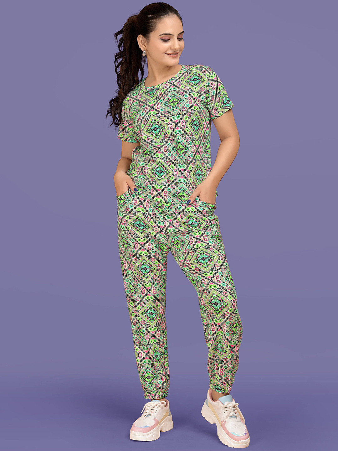 JK Creation Radium Geometric Printed Round Neck T-Shirt & Joggers