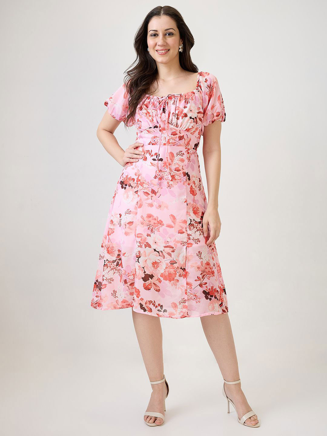 Globus Floral Printed Tie-Up Square Neck Puff Sleeves Side Slit Fit & Flare Midi Dress
