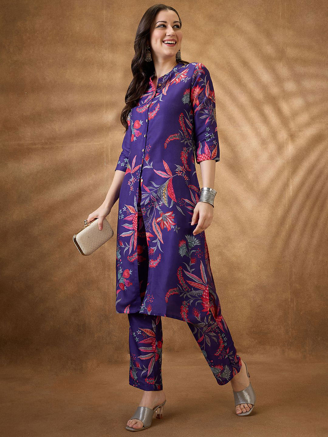 Globus Mandarin Collar Floral Print Front Slit Straight Kurta With Pants Fusion Set