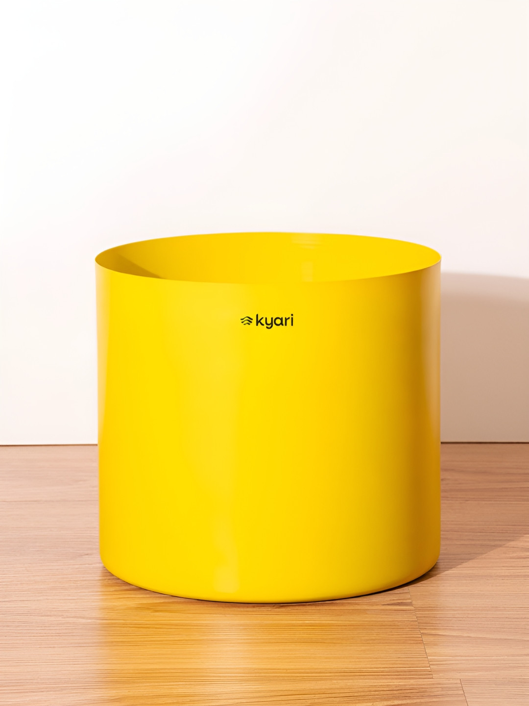 Kyari Yellow & Black Metal Rust Free Planter