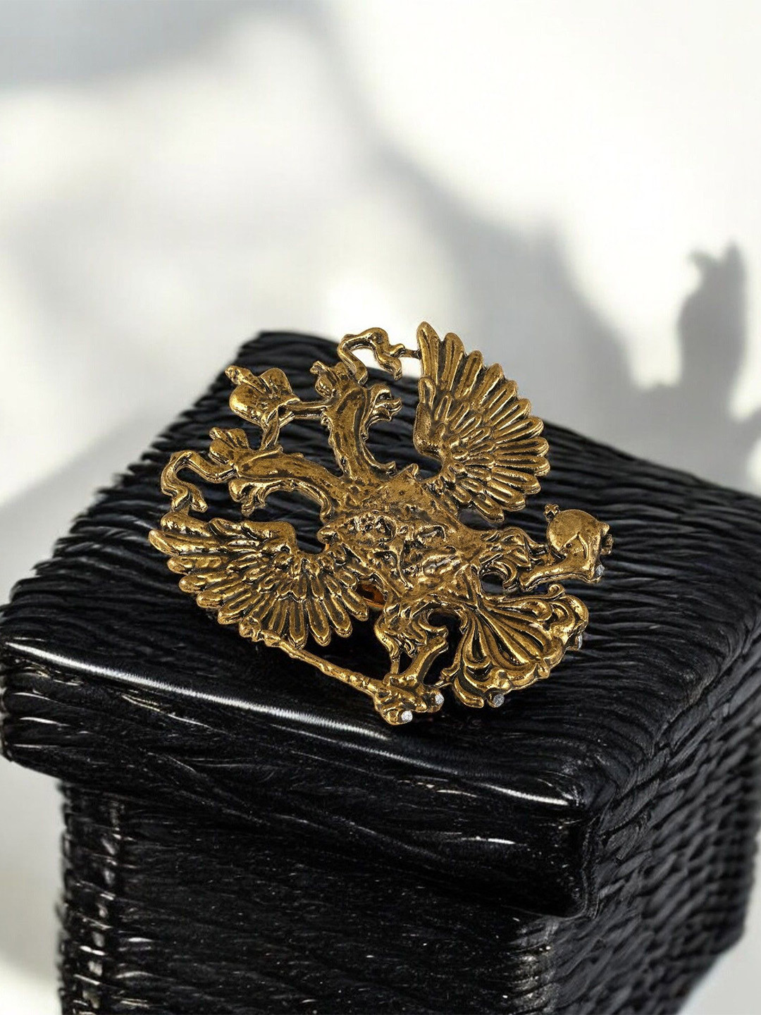 Mahi Coat of Arms Russia Brooch  Lapel Pin