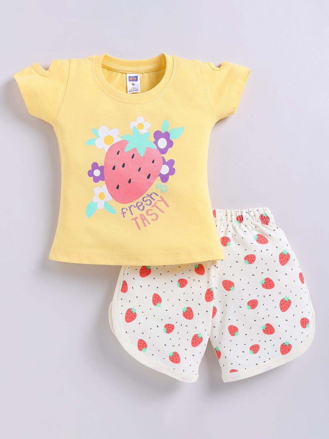 Nottie Planet Girls Printed Short Sleeves Round Neck Cotton T-shirt With Shorts