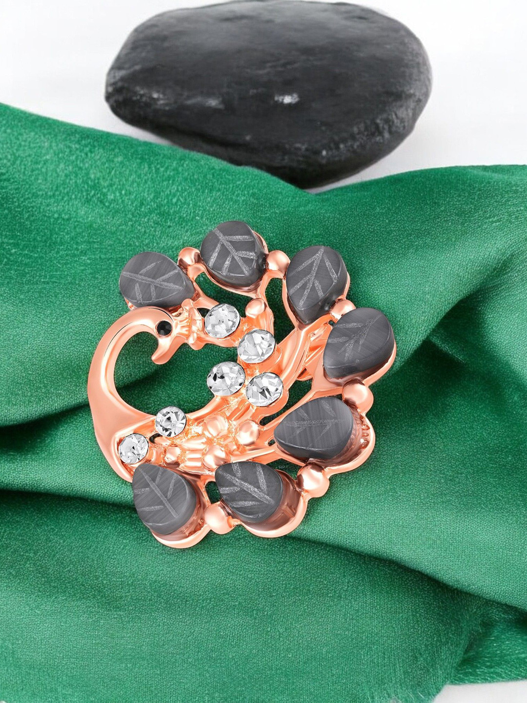 Mahi Peacock-Shaped Studded Weeding Brooch