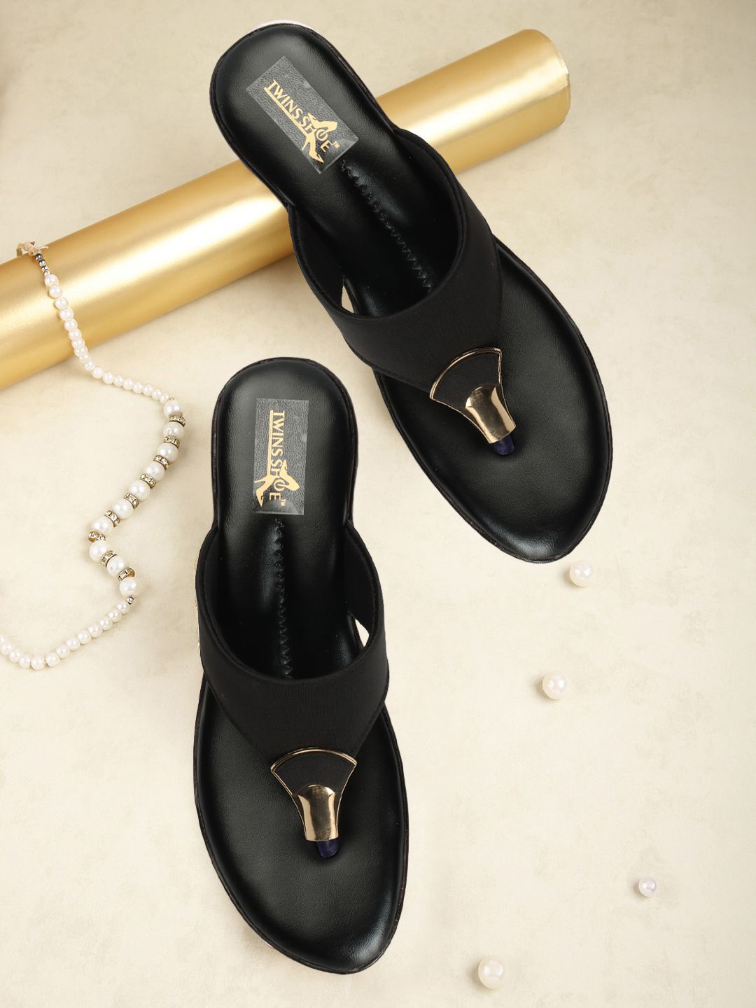 TWINSSHOE Women Black Casual Open Toe Flats