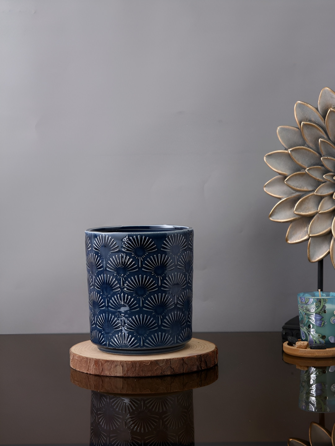 TAYHAA Blue & White Floral Embossed Patterned Ceramic Flower Planter