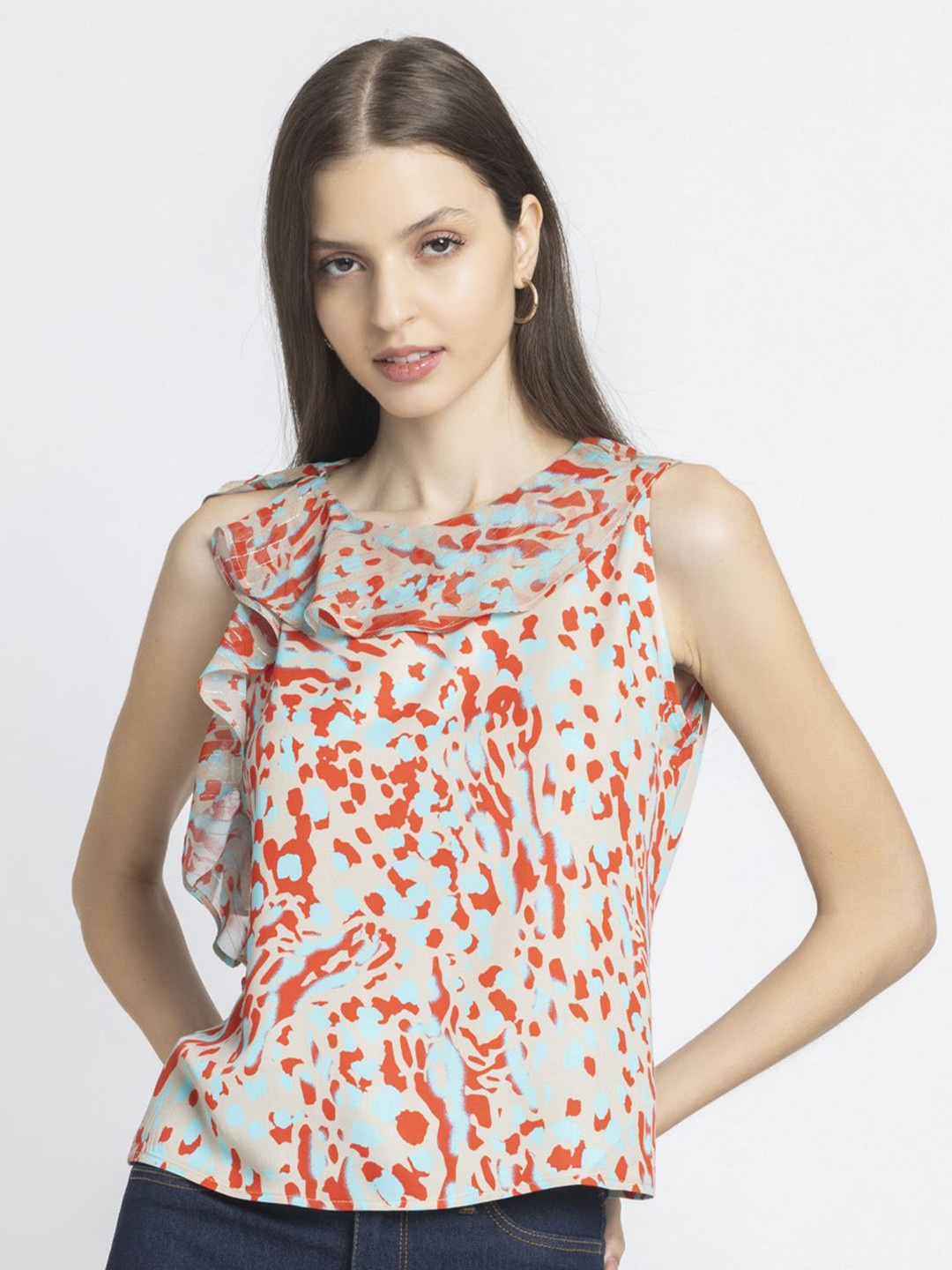 SHAYE Women Print Round Neck Sleeveless Satin Top