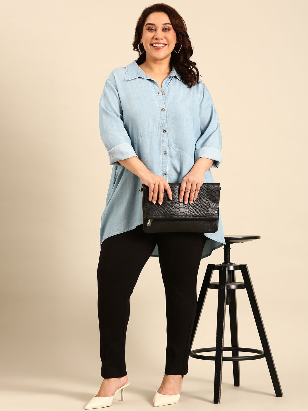 The Pink Moon Women Spread Collar Solid Denim Casual Shirt
