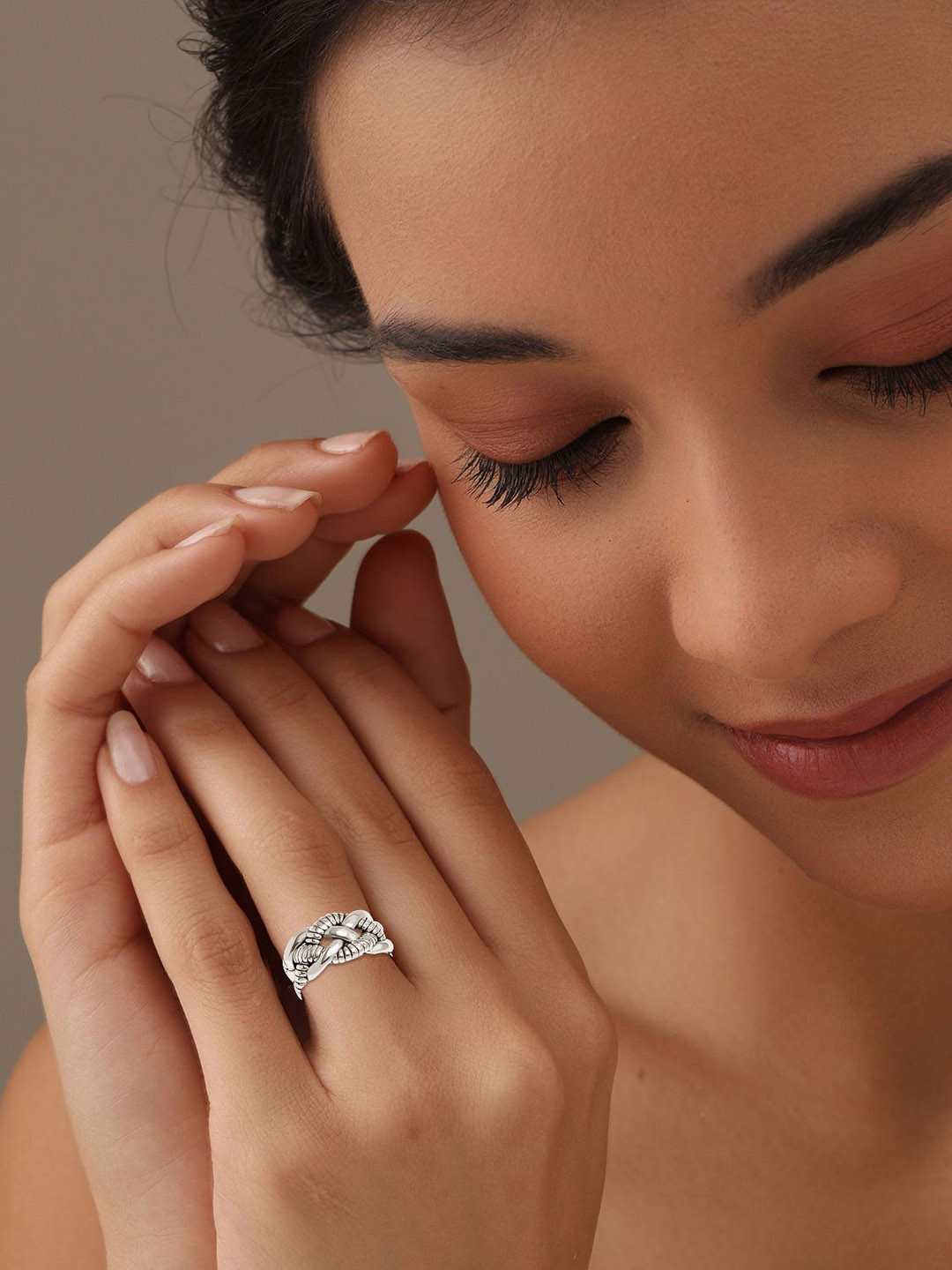 LeCalla 925 Sterling Silver Plated Twisted Roped Design Knot Finger Ring