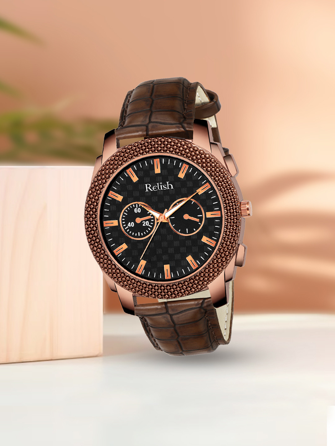 Relish Men Dial & Leather Straps Analogue Watch RE-NW2006