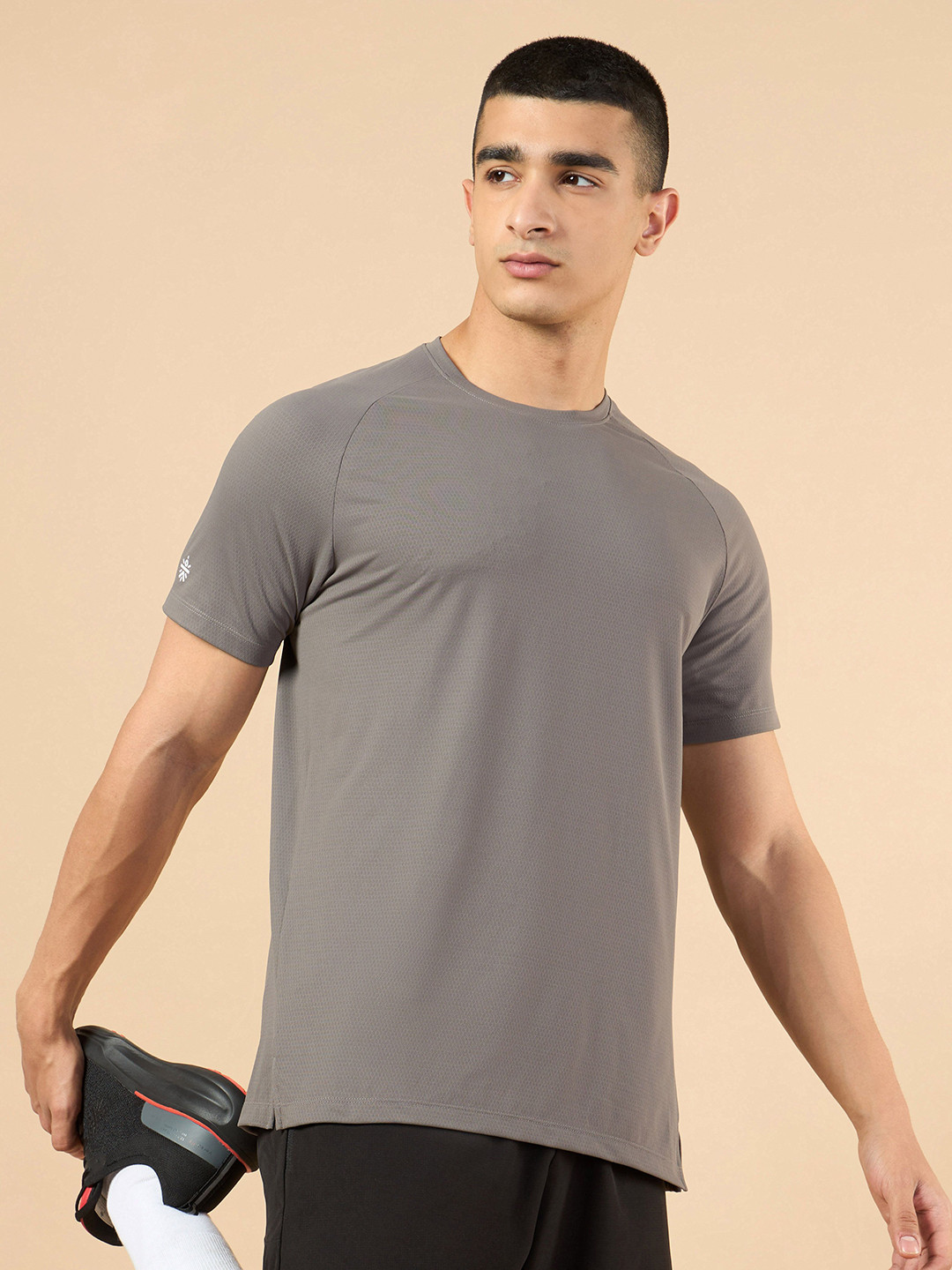 CULT Men Dark Grey All Workout Training T-shirt