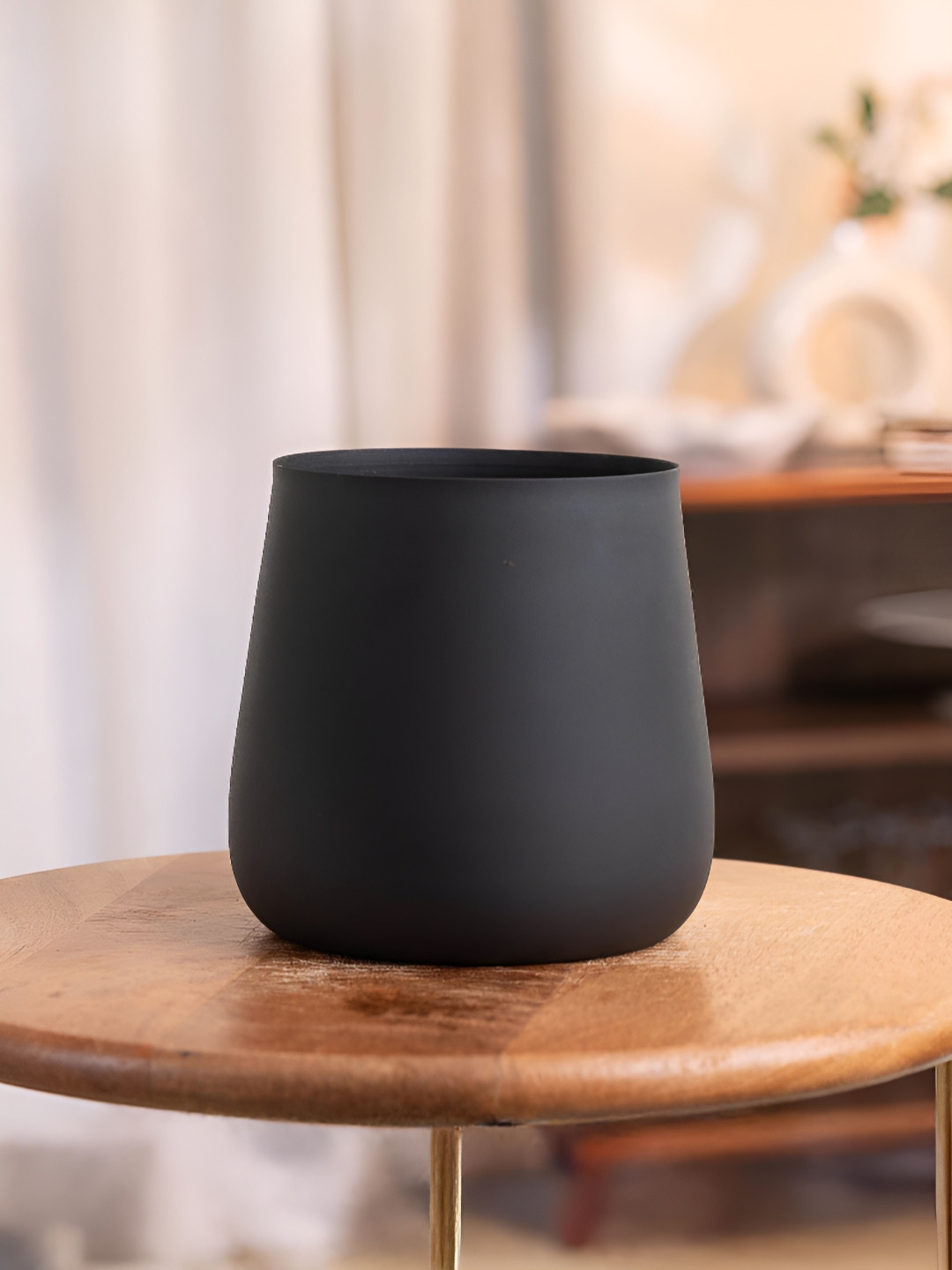 Kyari Black Metal Rust Free Planter