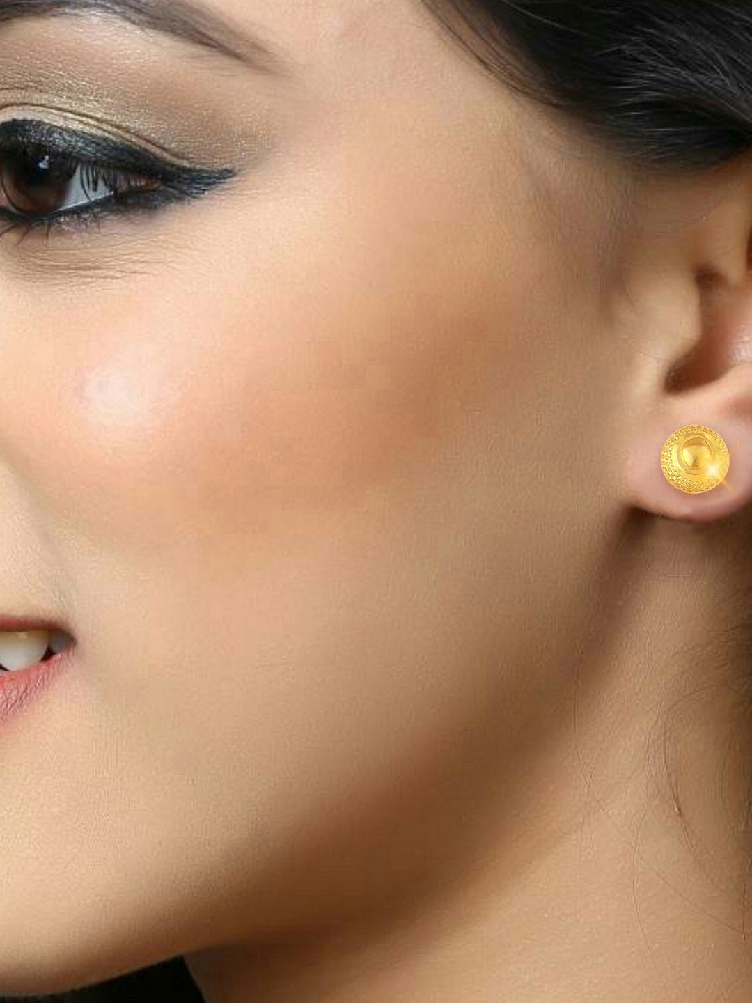 DIVASTRI Elite Gold-Plated Circular Shaped Studs