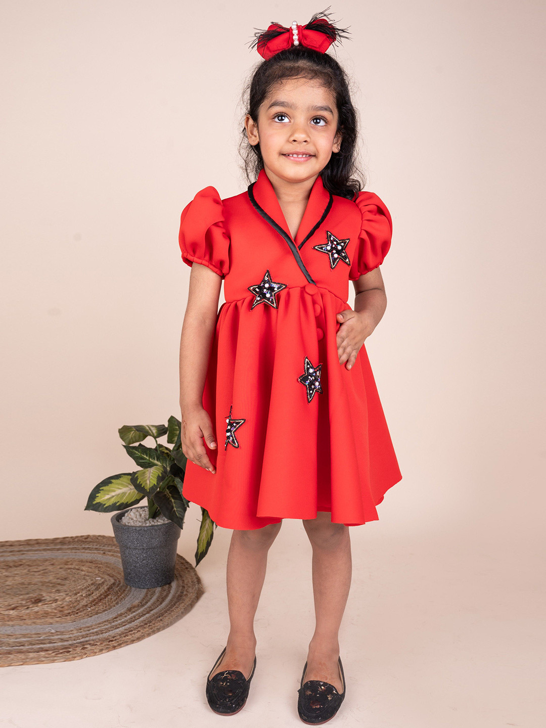 TOPLOVE Embellished Stars V-Neck Empire Dress