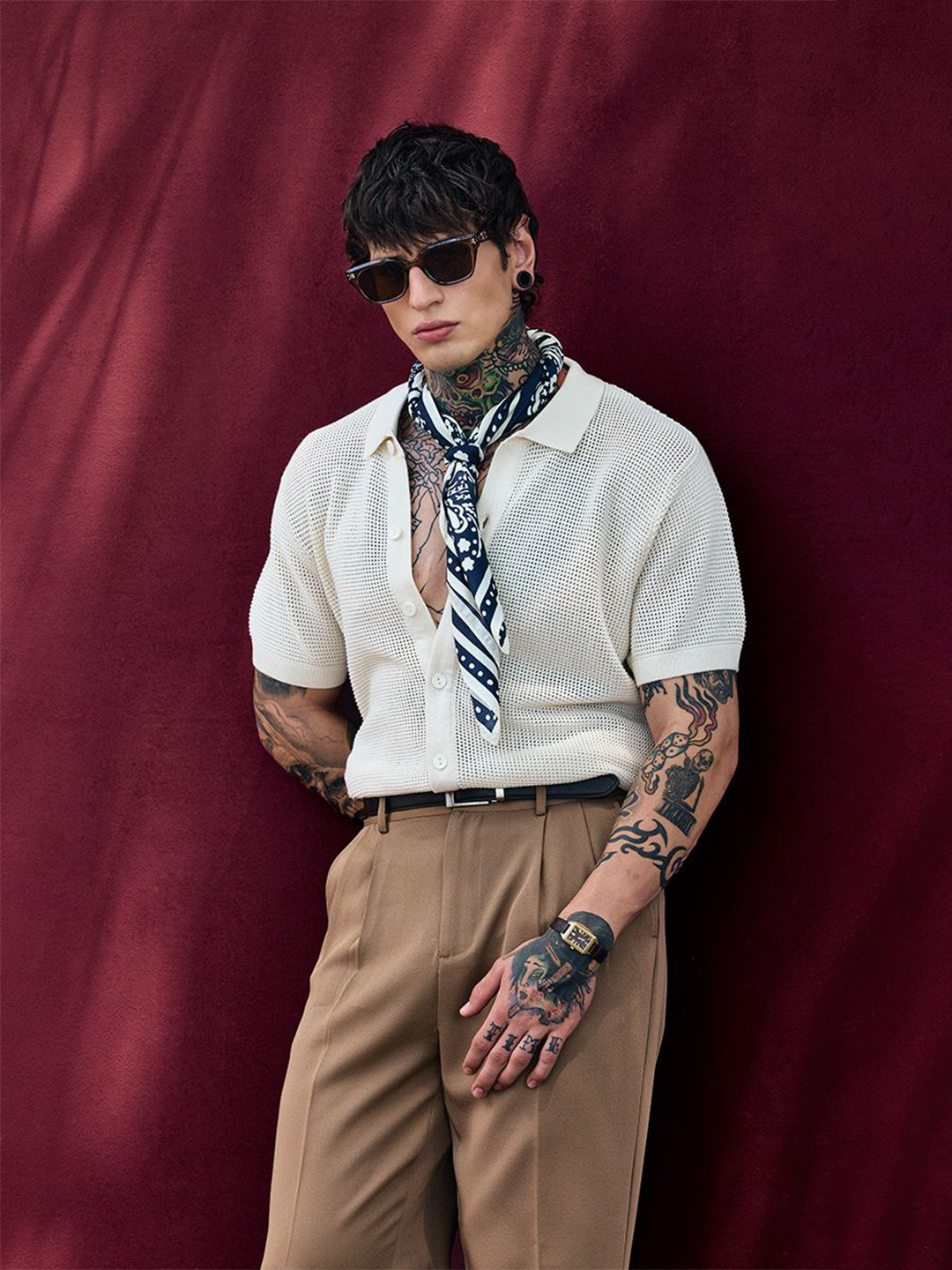 Snitch Bordeaux White Solid Relaxed Fit Knitted Shirt