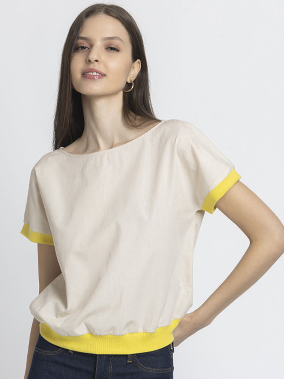 SHAYE Boat Neck Solid Short Sleeves Casual Tops For Women