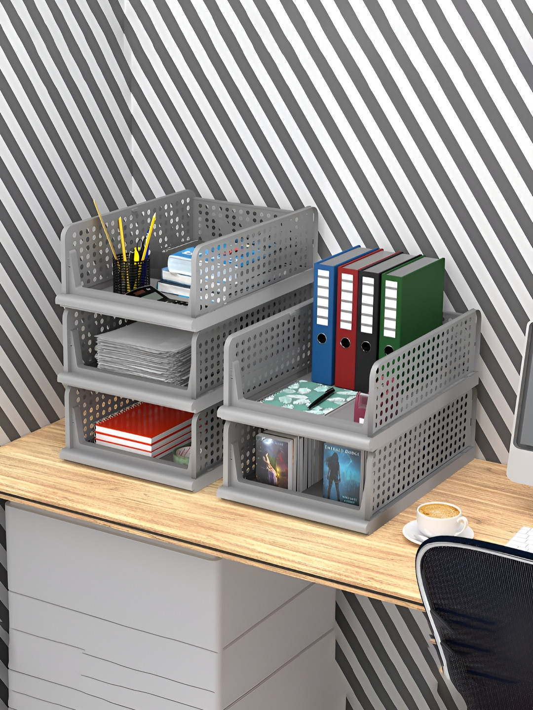 Aura Grey 5 Pieces Plastic Office Storage Box Desk Organisers