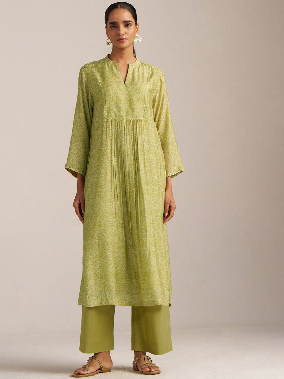 Ganga Printed Mandarin Collar Tunic With Trouser Co-Ords