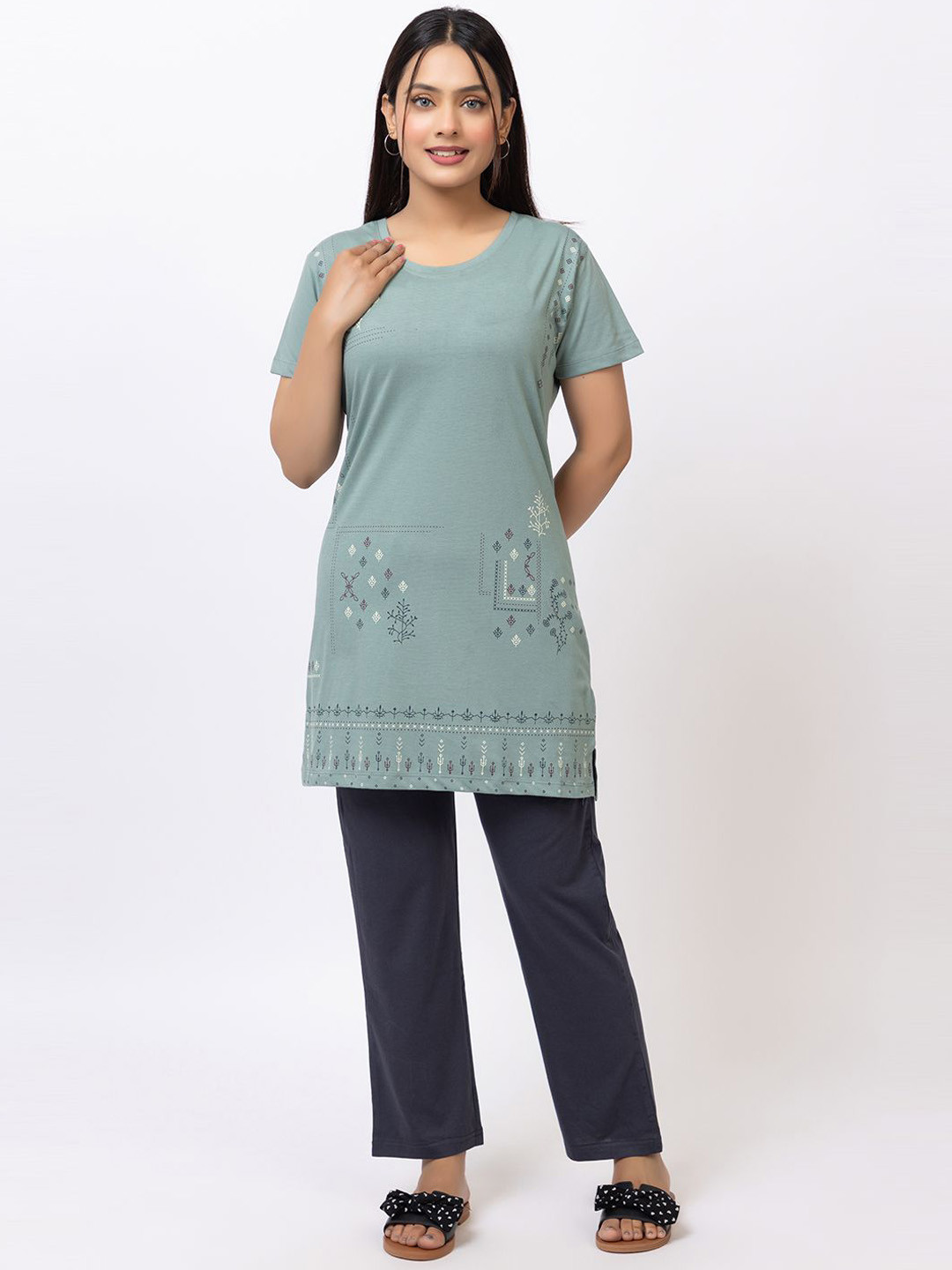 Lady Leaf Women Printed Night suit