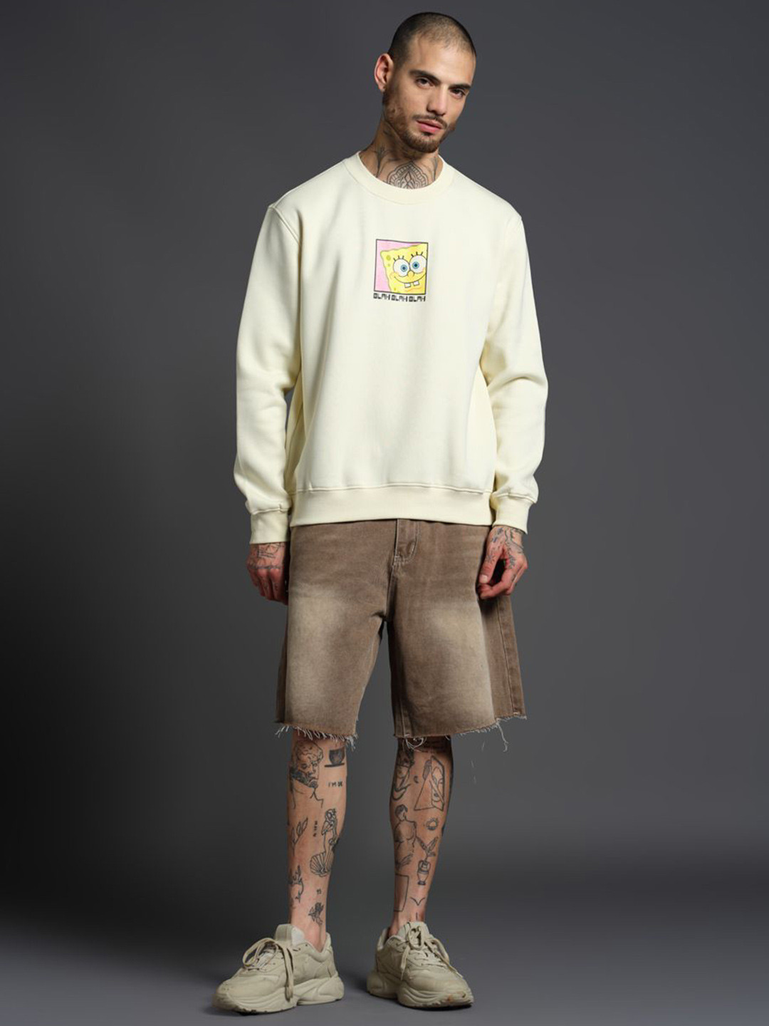 Bonkers Corner Men Printed Off White SpongeBob Sweatshirt Sweatshirt