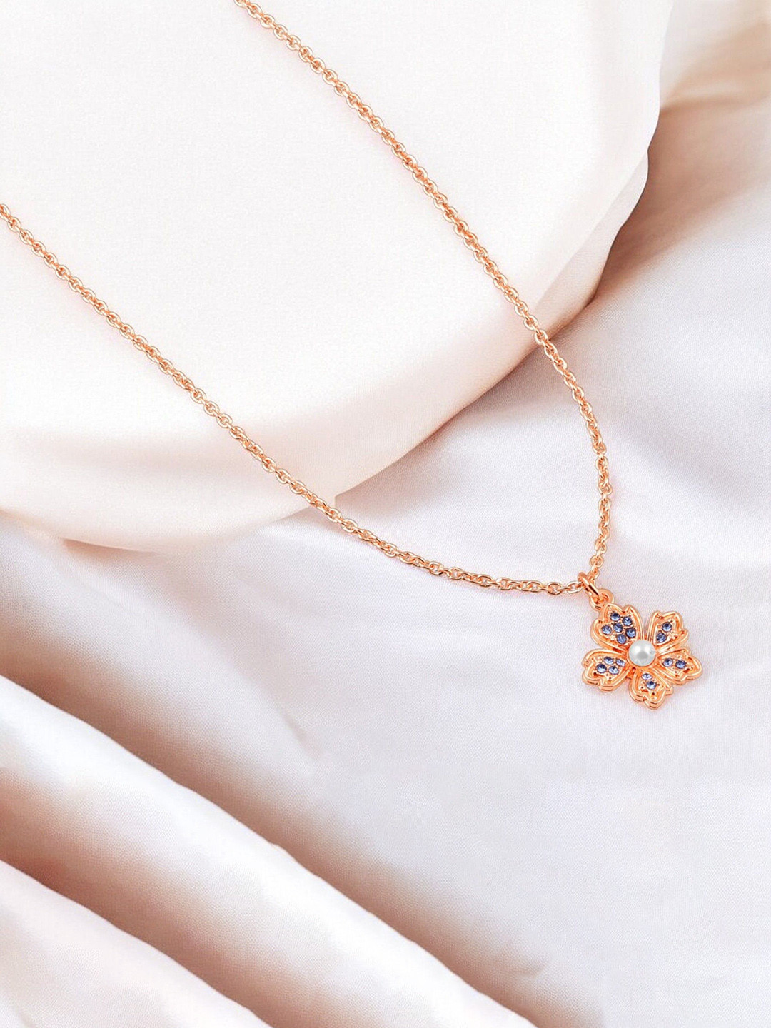 Mahi Small and Delicate Flower Pendant with Chain