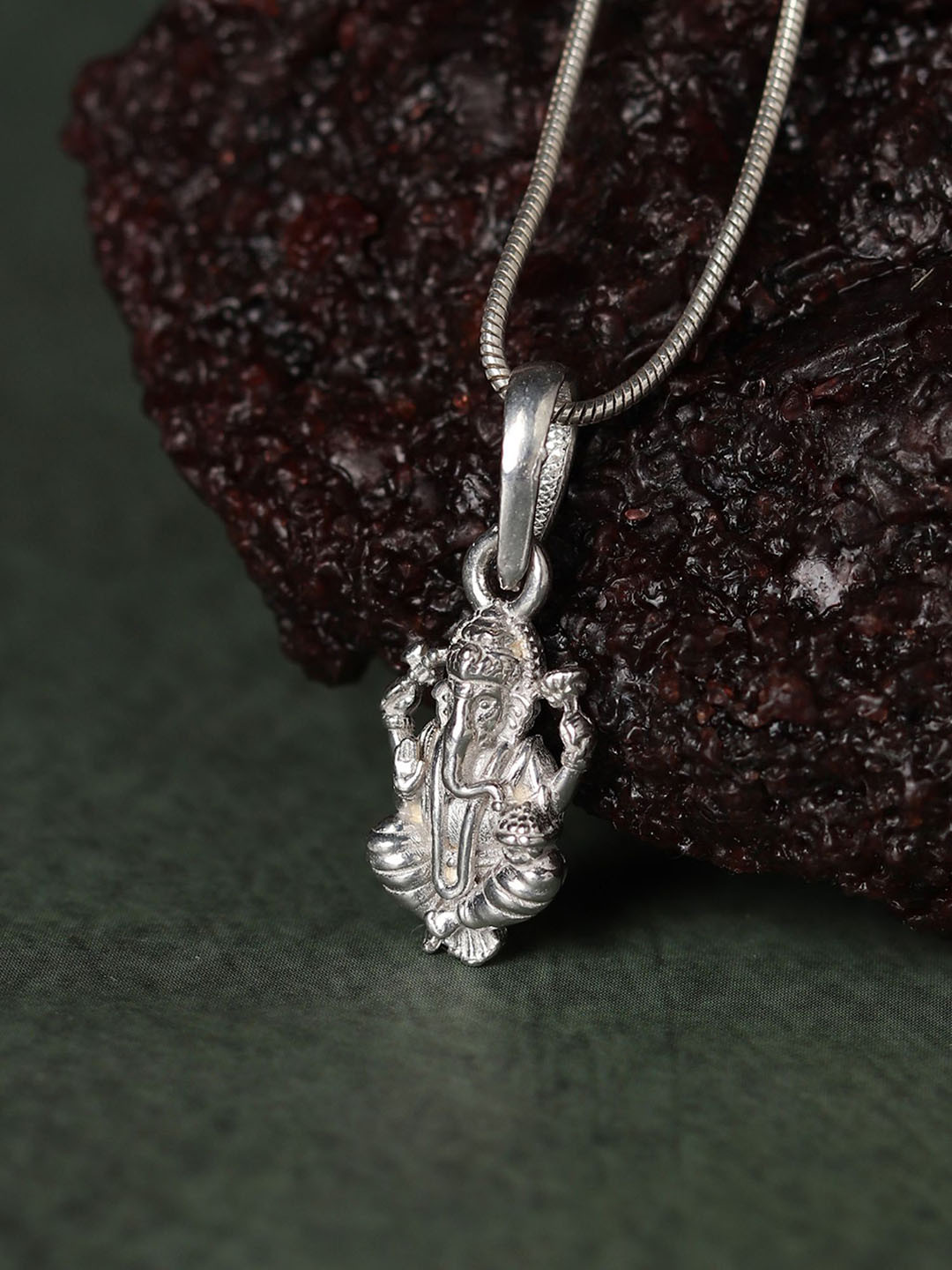 Metronaut 925 Sterling Silver Ganpati Ji Pendant