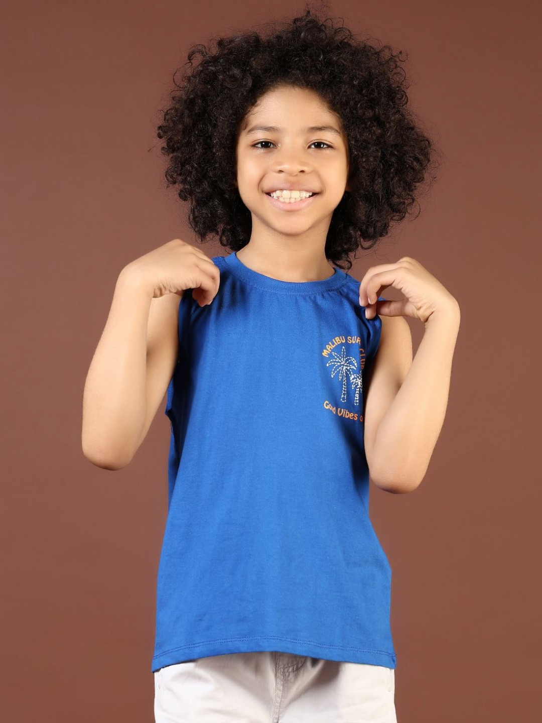 V-Mart Boys Floral Applique T-shirt