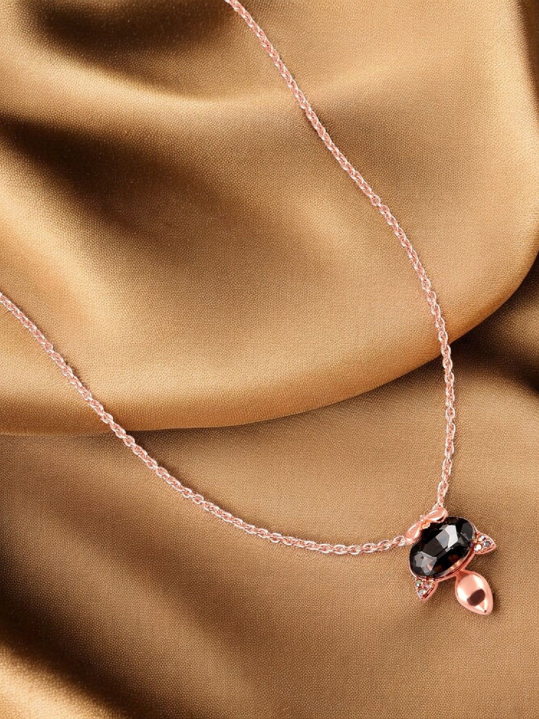 Mahi Simple and Elegant Tortoise-Style Pendant Chain