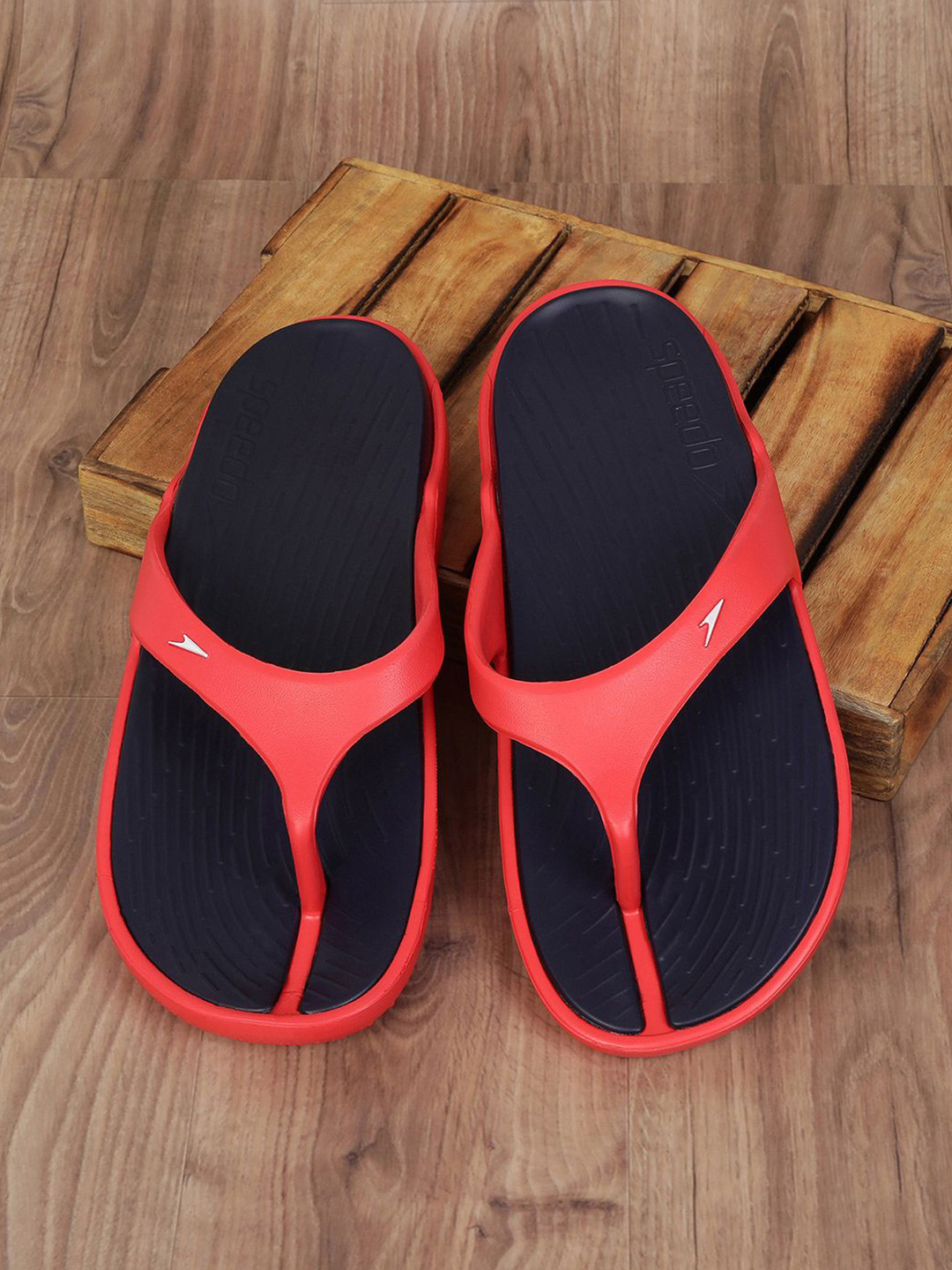 Speedo Men Rubber Thong Flip-Flops