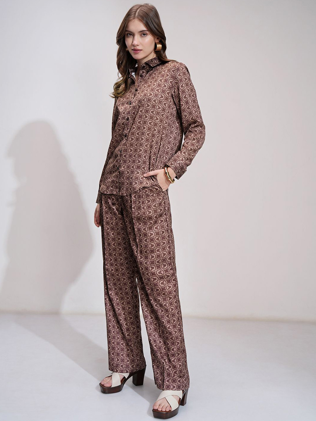 Tokyo Talkies Mickey Mouse Logomania Printed Spread Collar Shirt With Trousers