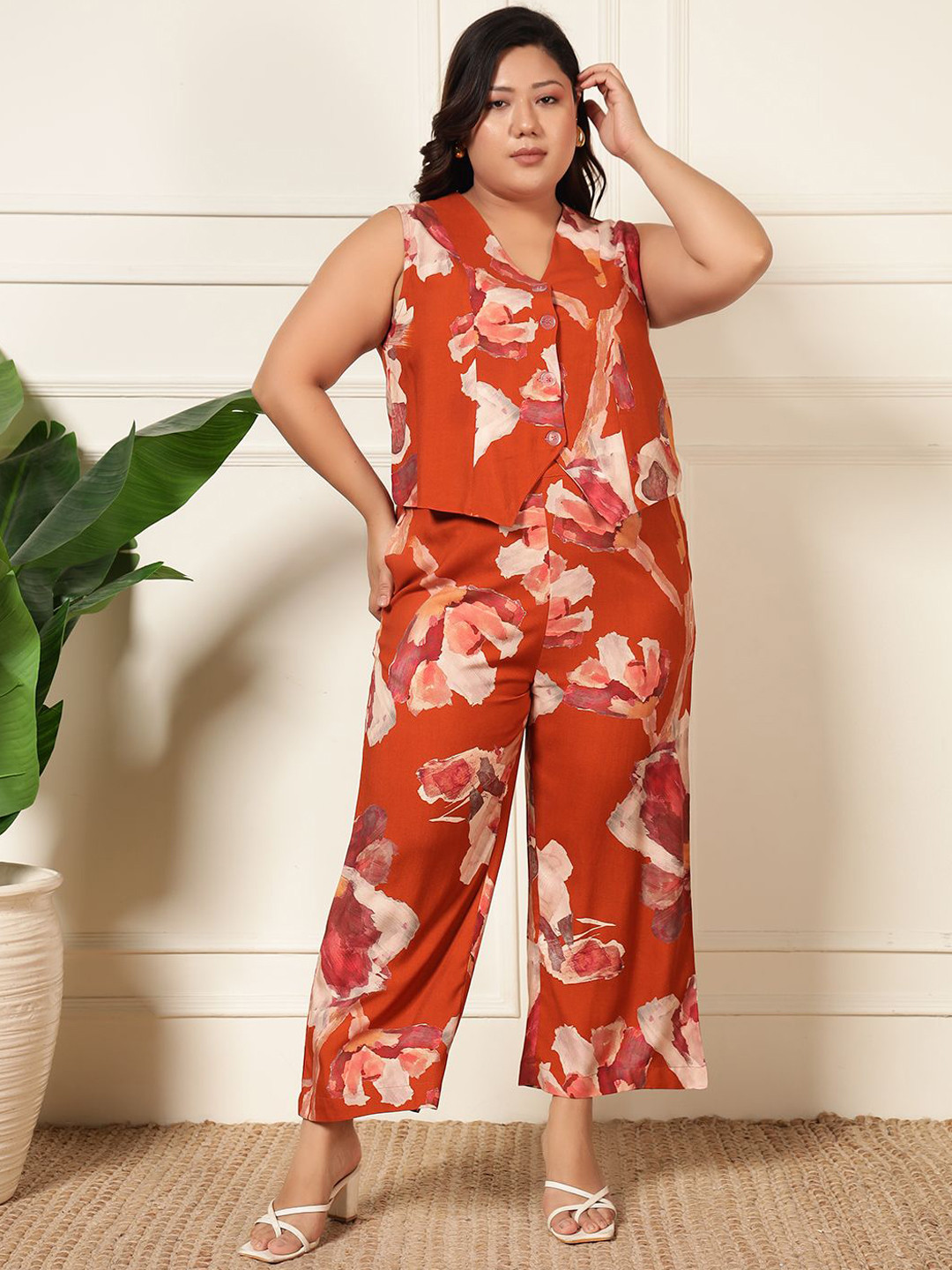 DEEBACO Plus Size Printed V-Neck Waistcoat With Trouser