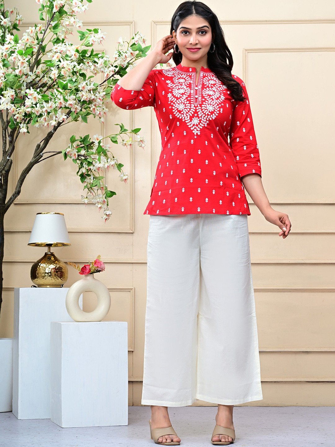 RAABA Floral Embroidered Mandarin Collar Thread Work Pure Cotton Kurti With Palazzos