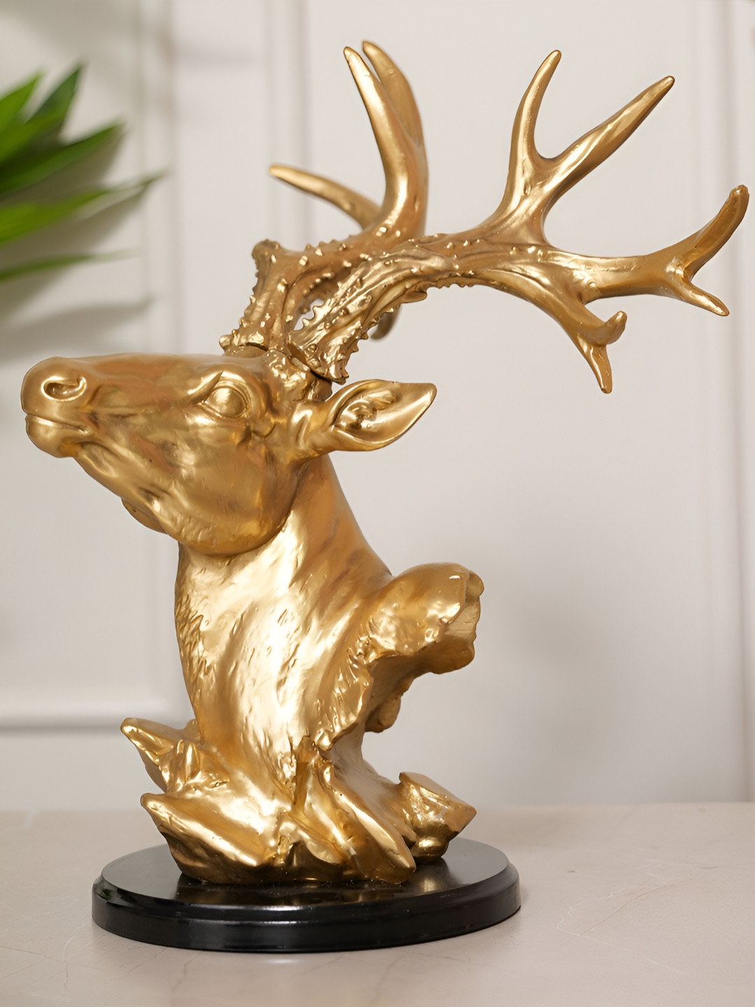 HOME 360 Deer's Head Gold Polyresin Natural Living Room Medium Showpiece - 5.9 Inches