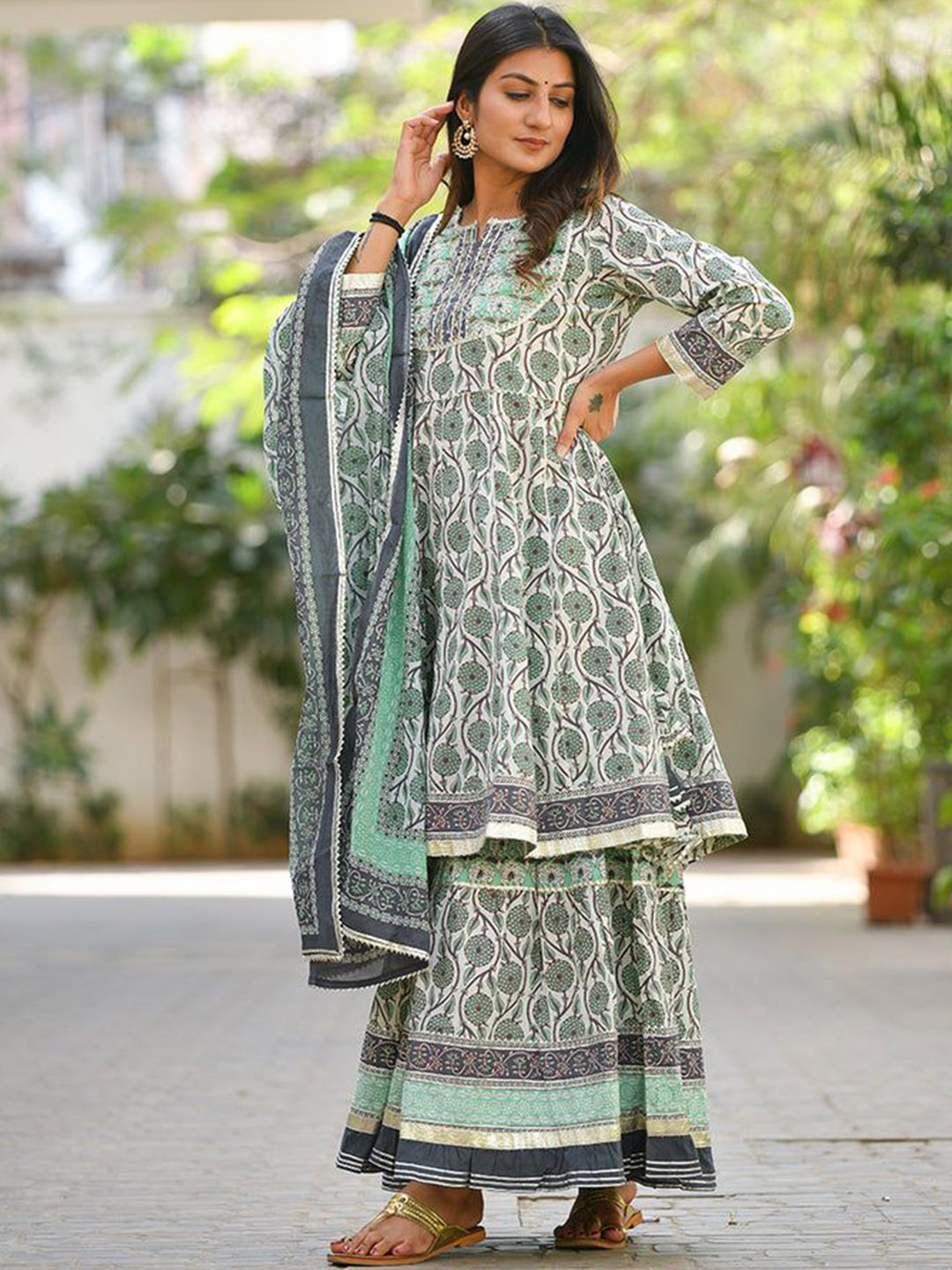 GULABI DORI Floral Printed Kurta Sharara With Dupatta Kurta Set