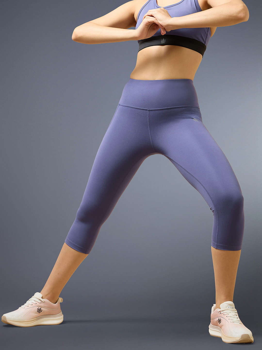 CULT Women Purple Everyday Run Cropped Length Tights