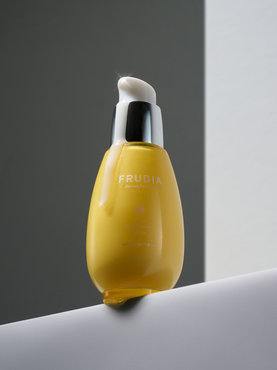FRUDIA Citrus Brightening Serum with Niacinamide - 50 g
