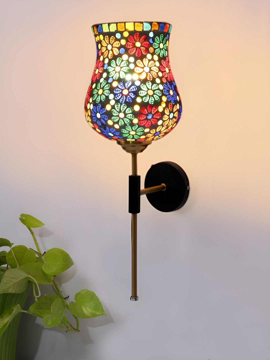 Devansh White & Red Printed Metal Traditional Abstract Shaped Shaped Wall Lamp