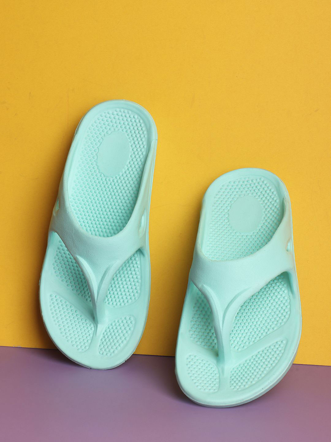 carrito Women Rubber Slip-On