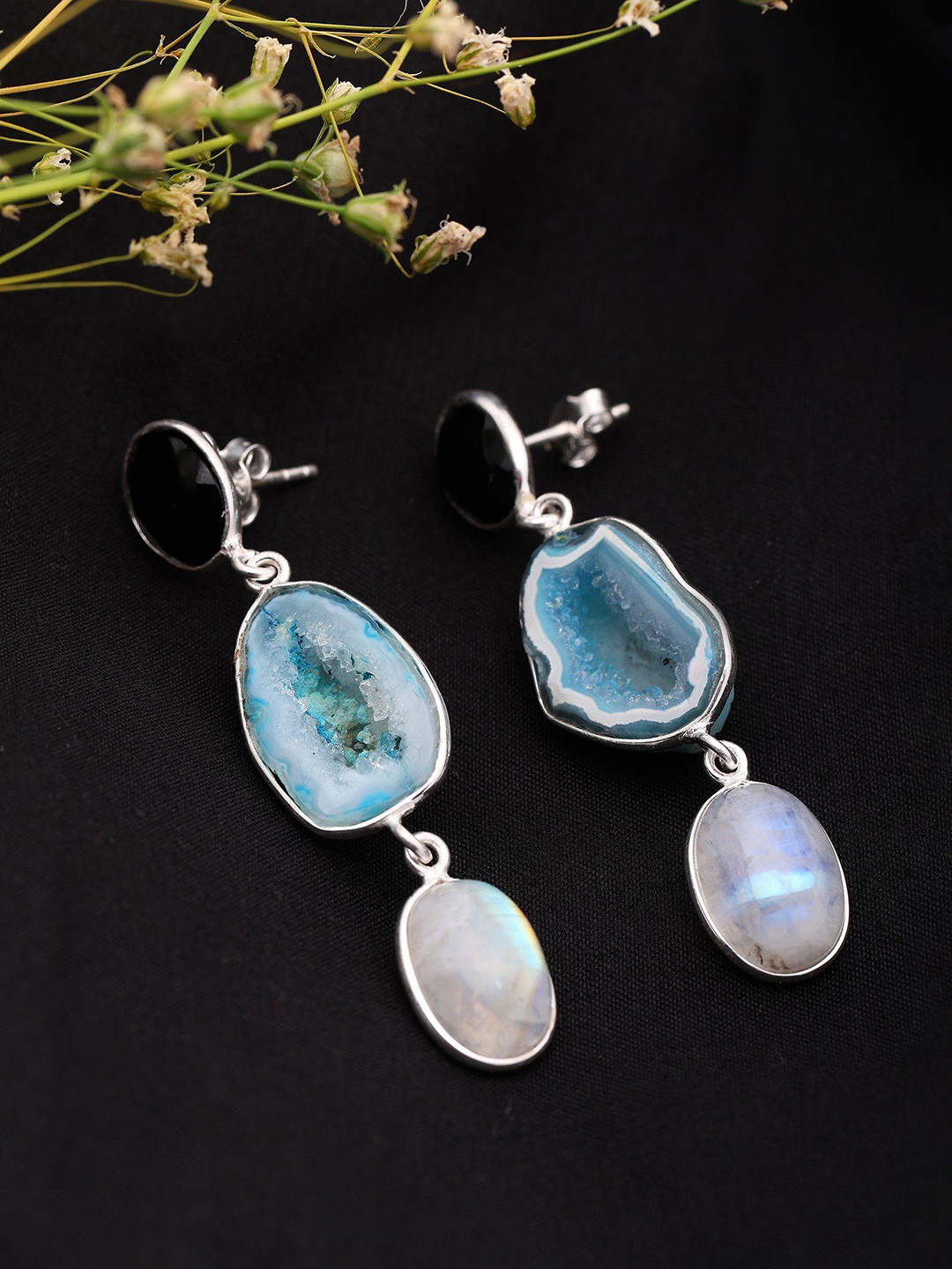 Exotic India onyx Blue Solar Druzy Sterling Silver Earrings with Rainbow Moonstone Drop