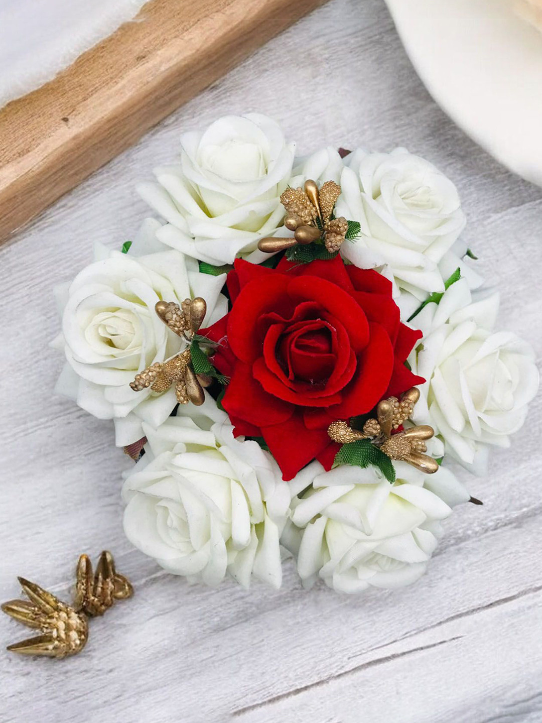 GADINFASHION Women Rose Flower Bun Juda Gajra