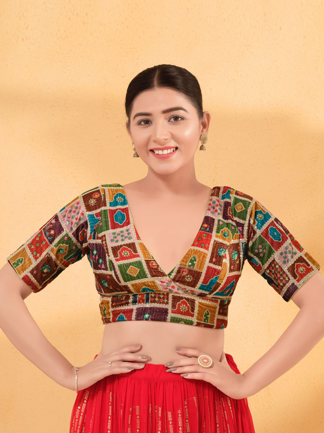 VAMAS - THE DESIGNER BLOUSES Velvet V-Neck Padded Saree Blouse