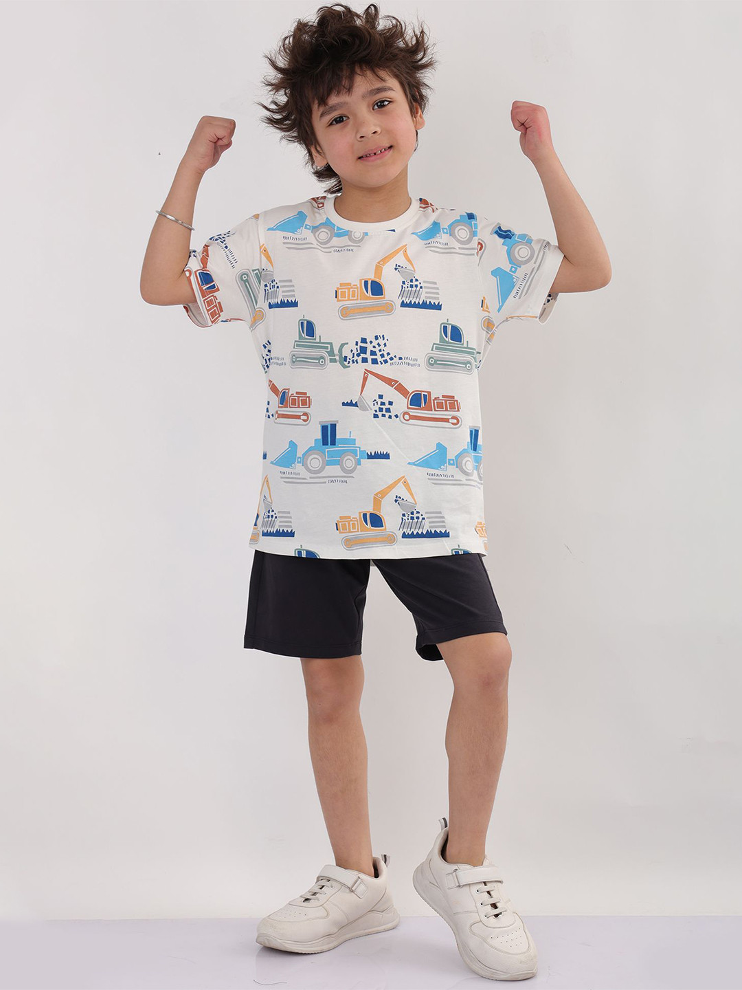 Anthrilo kids Boys Summer Mighty Digger Black Shorts Set White