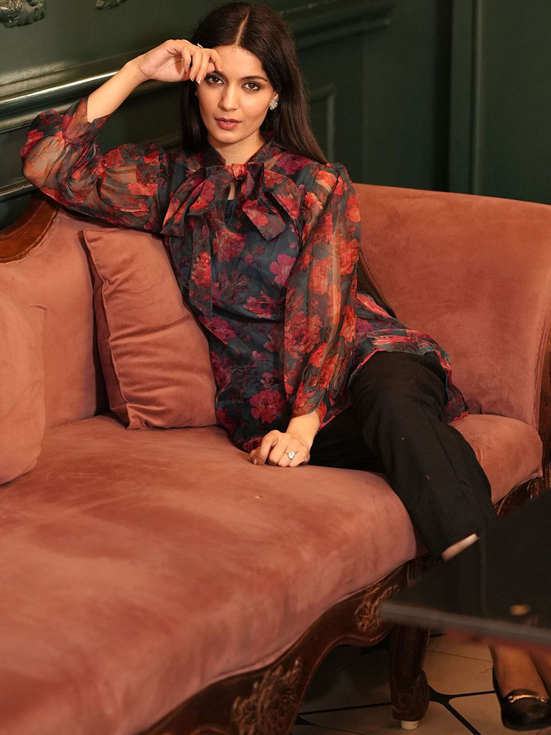 GULABI DORI Women Floral Printed Regular Gotta Patti Pure Cotton Kurta with Sharara