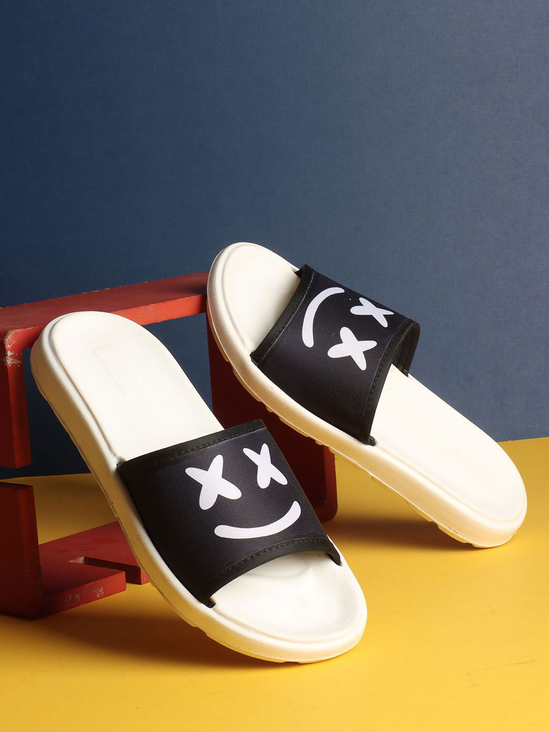 carrito Women Rubber Sliders