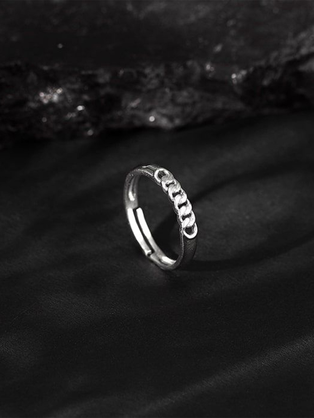 GIVA Silver Classic Chain Ring