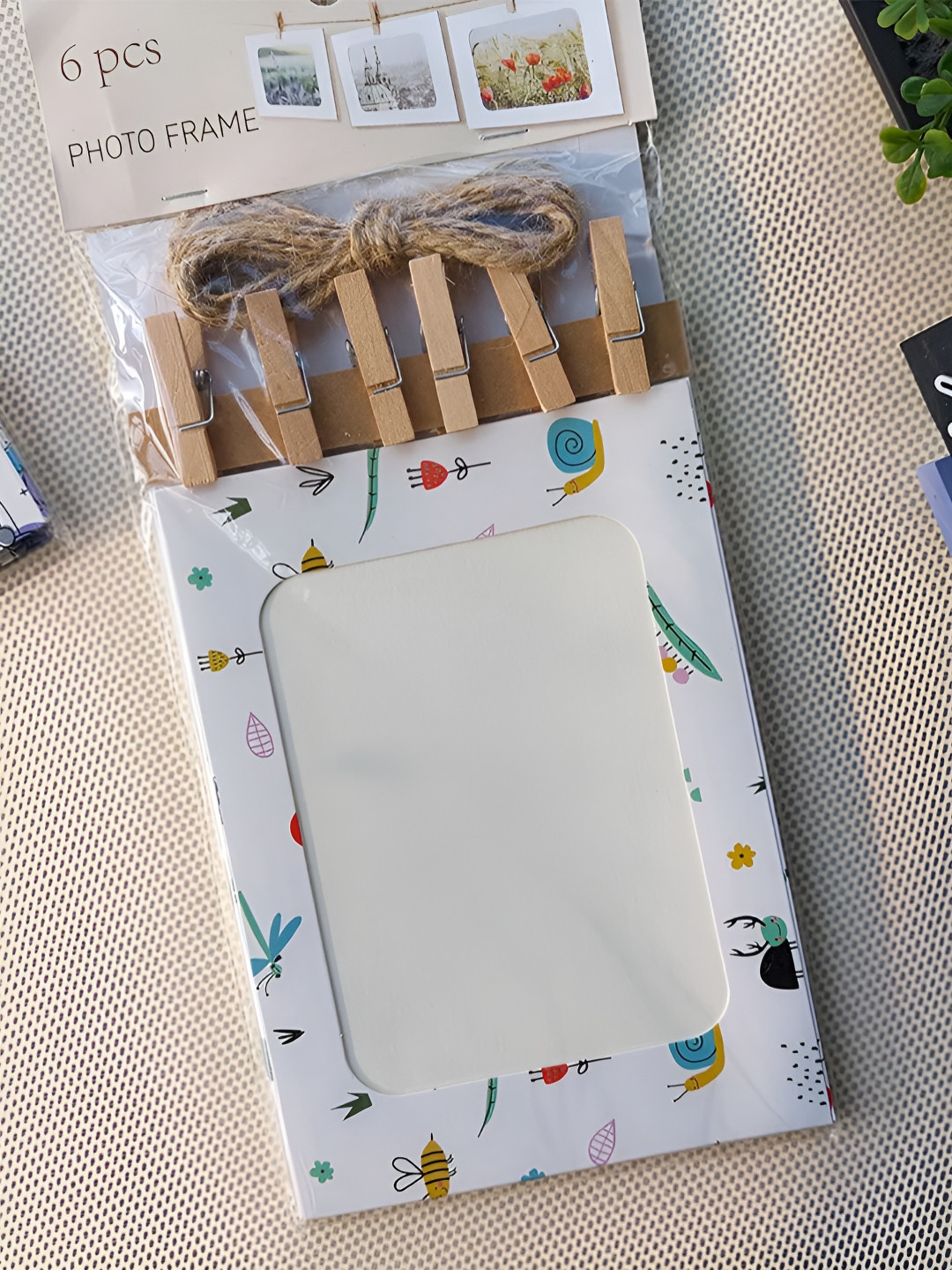 Art Street Green & White 1 Pieces Paper Wall Photo Frames