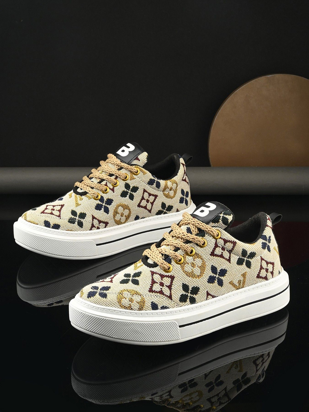 BUCIK Men Sneakers