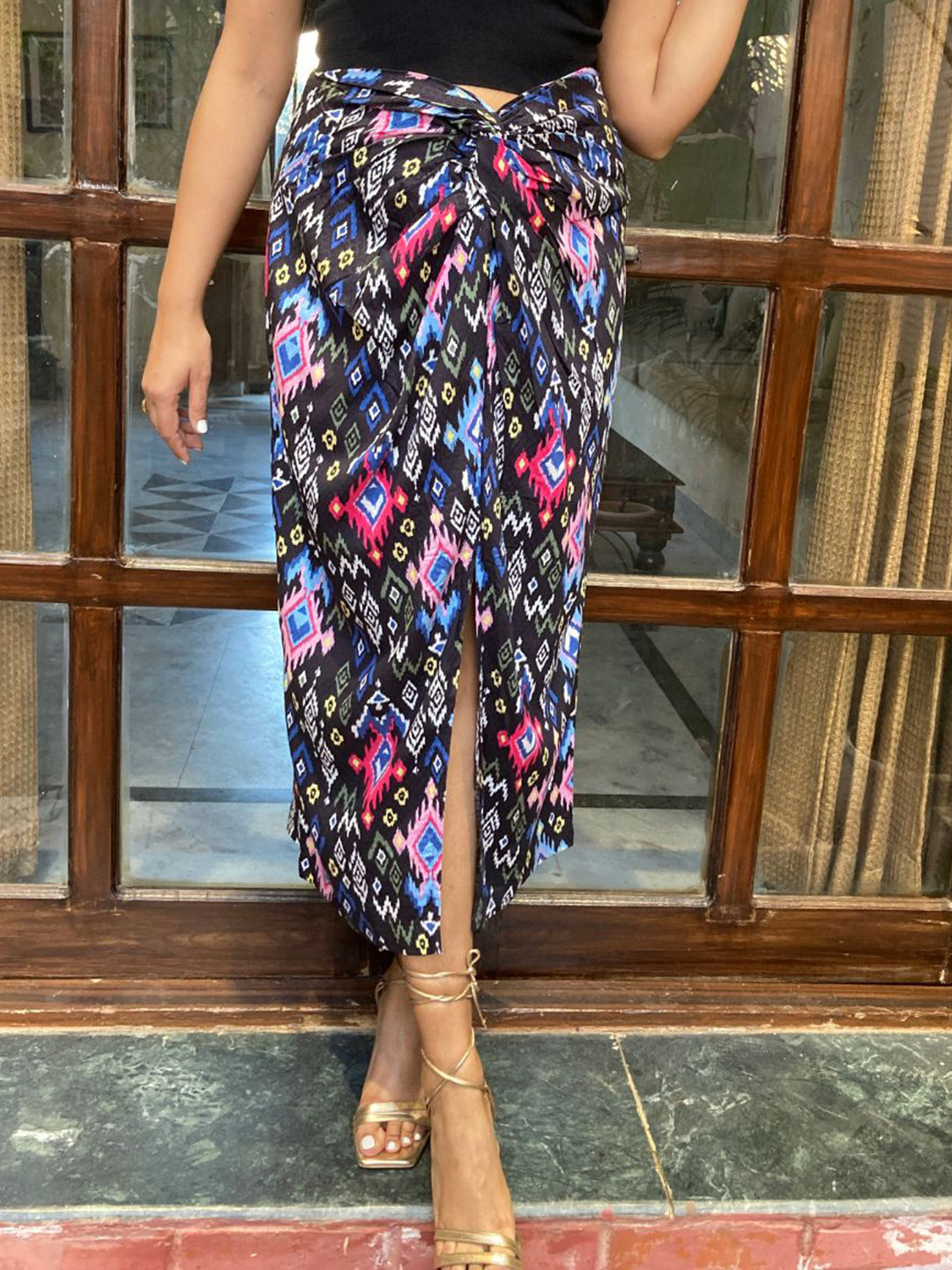 Label Tanvee Printed Front Knot Tulip Skirt