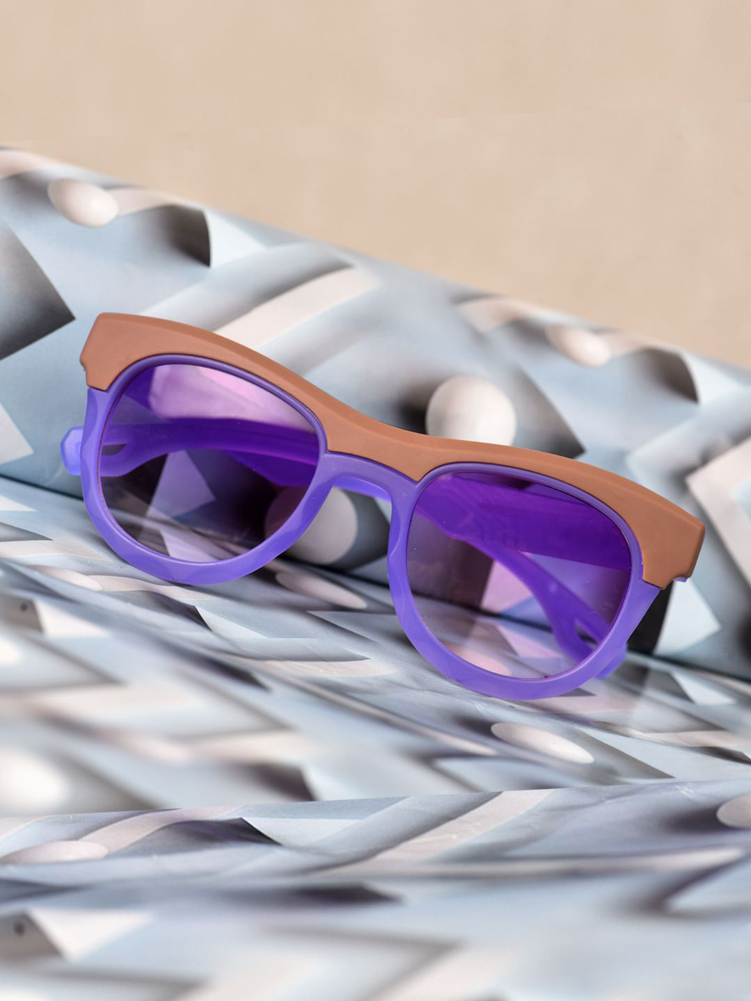 FROGGY Unisex Kids Round Sunglasses with UV Protected Lens FGSG-8240A-PR