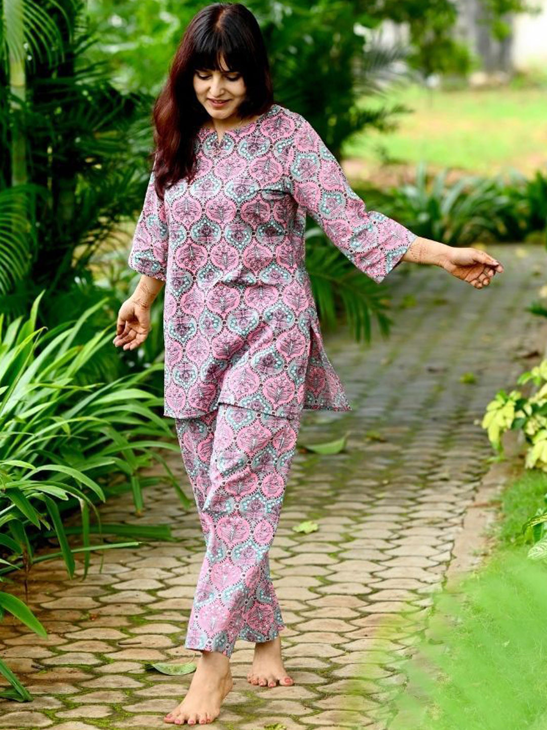 30 Looks Women Ethnic Motifs Night suit